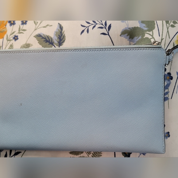 Authentic Michael Kors Studded Wristlet in baby blue - Picture 2 of 8